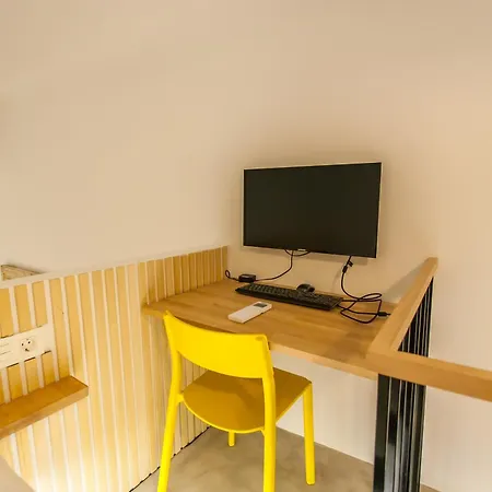Ferienwohnung Guernica Luxury Duplex - Location, Light, And Art Madrid Exterior foto
